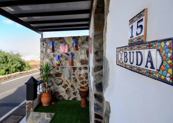 Apartment Buda Tinajo