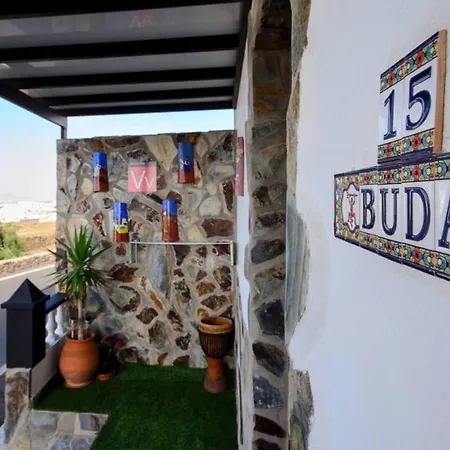 アパート Buda ティナホ